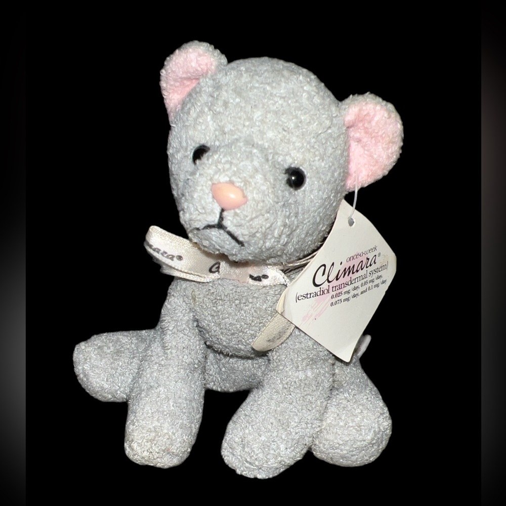 Very Rare Russ Berrie Grandma Bear Bean Bag Chamois Gray Pink Plush Climara